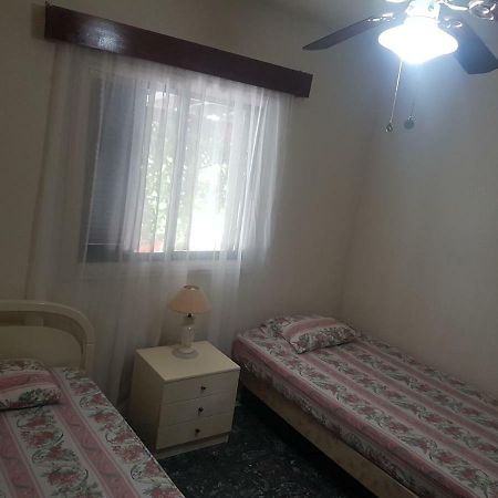 Sandy Beach Apartment 3 オロクリニ エクステリア 写真